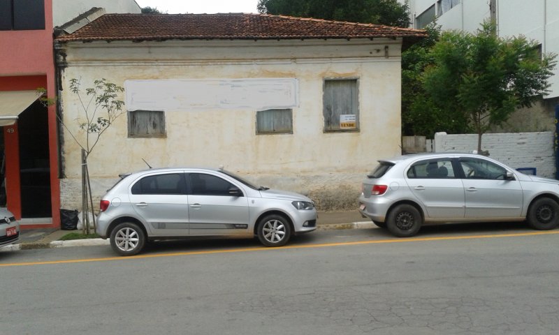 Imóvel Comercial - Venda - Centro - Araçariguama - SP